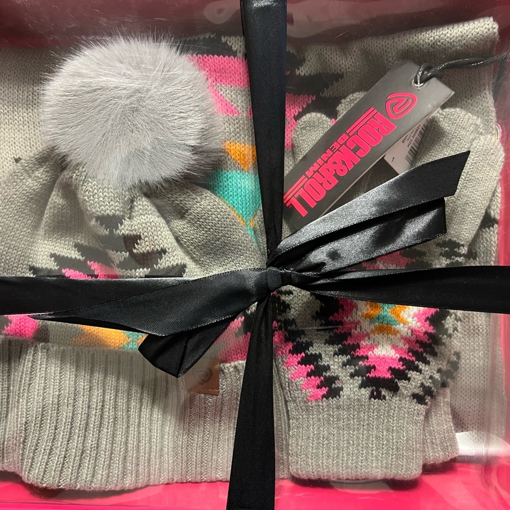 WOMEN'S ROCK & ROLL Scarf Gift Set โ Hot Pink - Picture 2 of 13